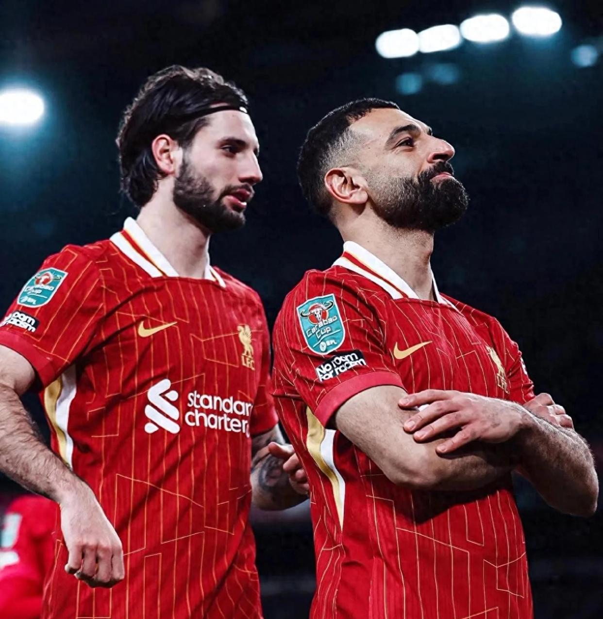 莱万多夫斯基重要时刻战术调整，利物浦带队取胜！的简单介绍