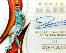 TheShy巅峰对决，莱万多夫斯基与60激战曼联分钟，挺进下一轮胜负难料！的简单介绍